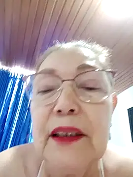 Snapshot of Vicky_Rosse chatting on 02/08/25, 04:36 Vicky Rosse online show from 02/08/25, 04:36