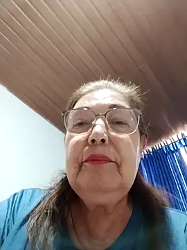 Snapshot of Vicky_Rosse chatting on 10/11/25, 03:54 Vicky Rosse online show from 10/11/25, 03:54