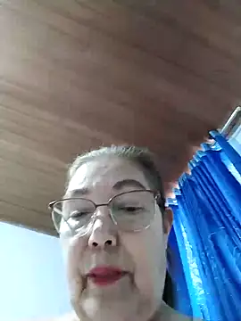 Vicky Rosse online show from 10/25/25, 07:08