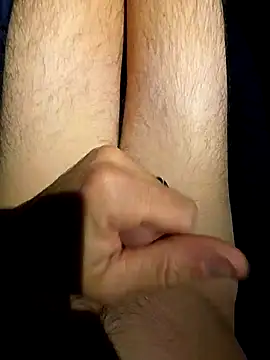 Snapshot of Ayeaye5@xh chatting on 10/27/25, 07:40 Ayeaye5xh online show from 10/27/25, 07:40