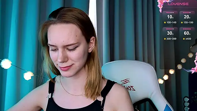 Ramona    online show from 03/04/25, 12:44