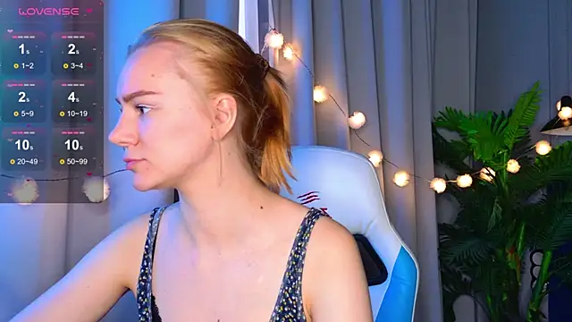 Ramona    online show from 10/21/25, 05:52