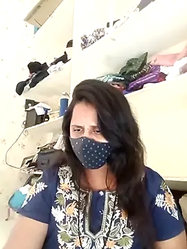 Indiantina online show from 11/28/25, 09:12