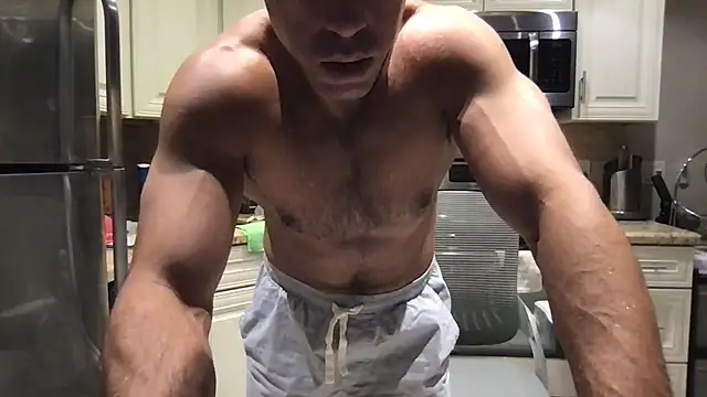 BigGuyMuscle online show from 11/07/25, 08:58