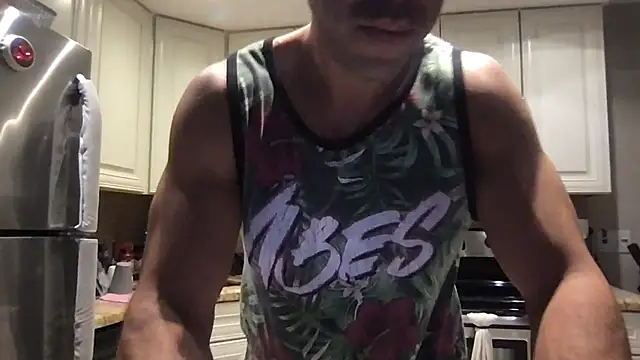 BigGuyMuscle online show from 12/18/25, 09:54