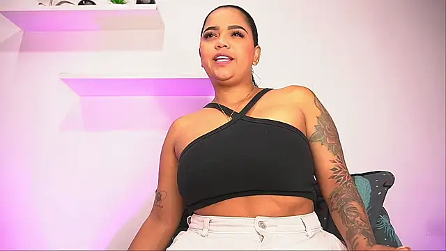 alexaa walker online show from 09/13/25, 11:54