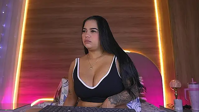 alexaa walker online show from 03/30/26, 11:55