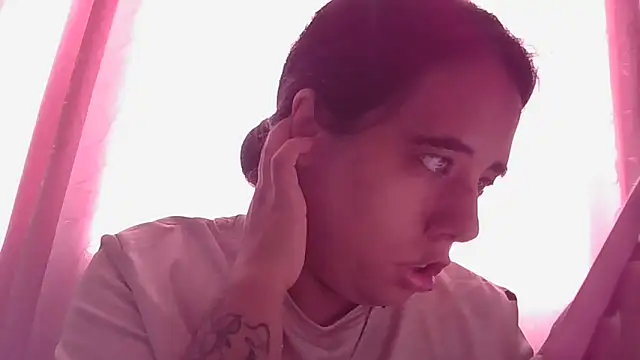 annarose19 online show from 01/30/25, 05:49