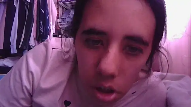 annarose19 online show from 01/30/25, 08:53