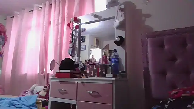 annarose19 online show from 02/12/25, 10:48