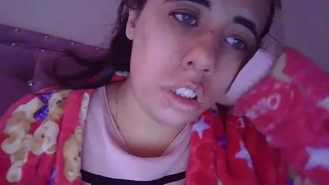 annarose19 online show from 03/04/25, 09:32