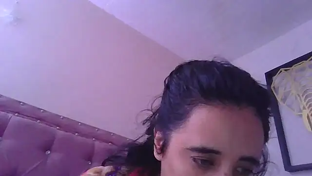 annarose19 online show from 10/30/25, 06:19