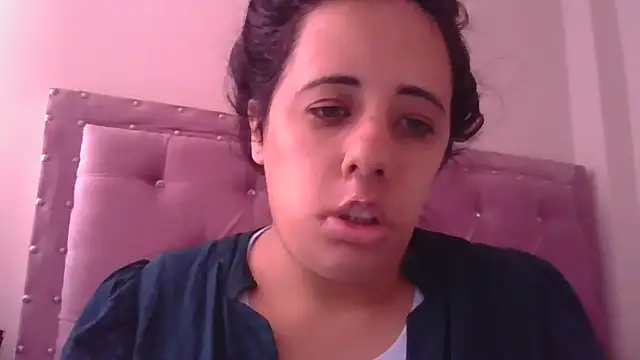 annarose19 online show from 11/13/25, 04:39