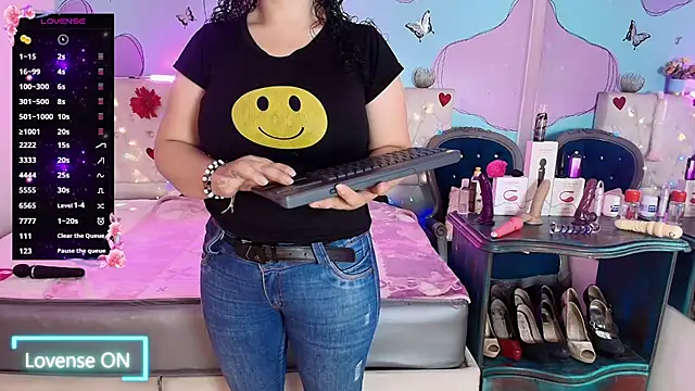 Zaly mature online show from 04/17/26, 11:19