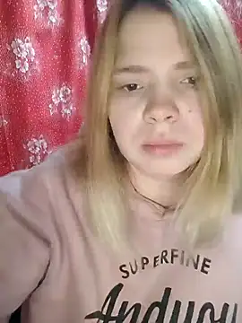 Snapshot of Zuli_Kiska chatting on 01/14/25, 08:26 Zuli Kiska online show from 01/14/25, 08:26