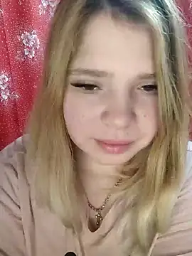 Snapshot of Zuli_Kiska chatting on 01/27/25, 12:22 Zuli Kiska online show from 01/27/25, 12:22