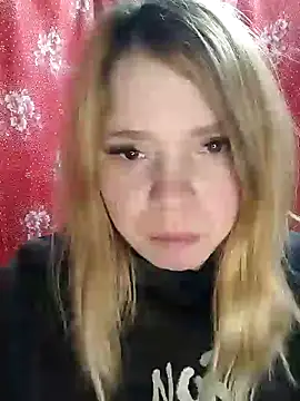 Snapshot of Zuli_Kiska chatting on 02/03/25, 08:35 Zuli Kiska online show from 02/03/25, 08:35