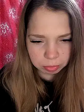 Snapshot of Zuli_Kiska chatting on 02/04/26, 10:04 Zuli Kiska online show from 02/04/26, 10:04