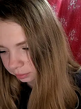 Snapshot of Zuli_Kiska chatting on 02/11/26, 09:09 Zuli Kiska online show from 02/11/26, 09:09