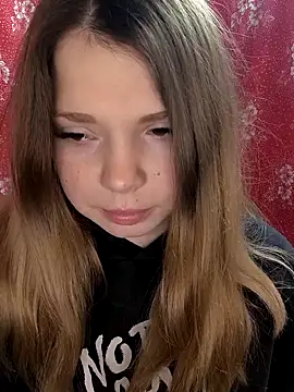 Snapshot of Zuli_Kiska chatting on 02/15/26, 08:05 Zuli Kiska online show from 02/15/26, 08:05