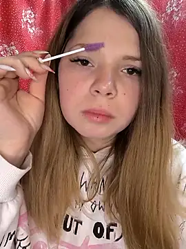 Snapshot of Zuli_Kiska chatting on 02/28/26, 07:04 Zuli Kiska online show from 02/28/26, 07:04