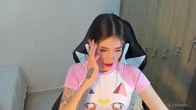 iriswest  online show from 01/10/25, 11:08