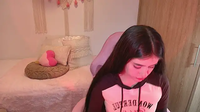 iriswest  online show from 02/16/26, 12:29