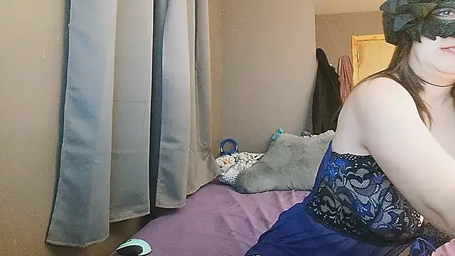 missteriousbelle online show from 12/16/24, 12:04