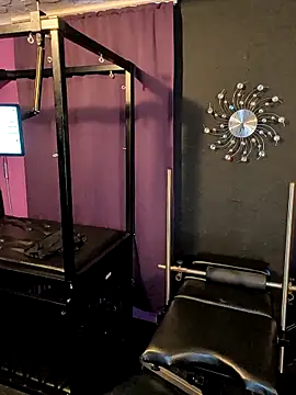 beauty-of-pain online show from 03/22/26, 04:32