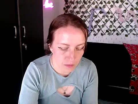 kittykalor09 online show from 04/01/26, 03:31