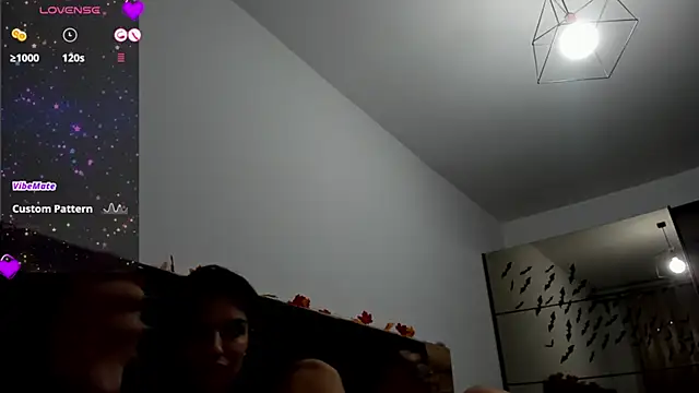 Snapshot of juicekatee chatting on 10/28/25, 03:21 juicekatee online show from 10/28/25, 03:21