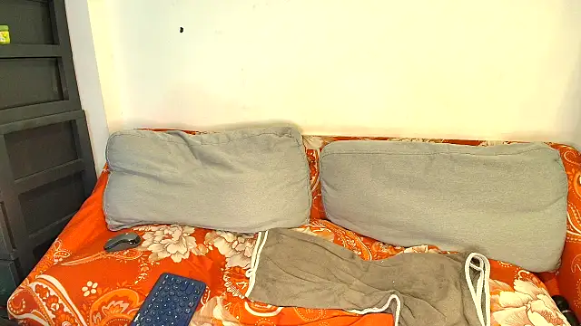 jhon gade online show from 10/21/25, 04:24