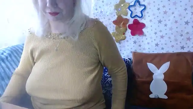 QueenLana online show from 01/14/26, 11:49