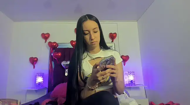 Snapshot of danaythamara1 chatting on 02/14/25, 11:42 danaythamara1 online show from 02/14/25, 11:42