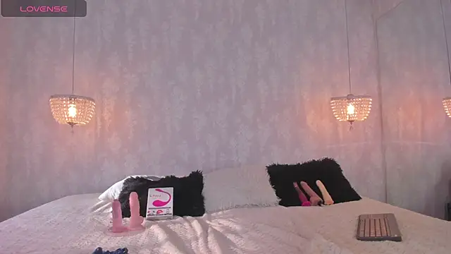 Snapshot of danaythamara1 chatting on 11/23/25, 09:25 danaythamara1 online show from 11/23/25, 09:25