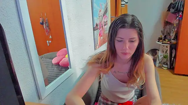 Snapshot of marie_marie03 chatting on 03/20/25, 06:19 marie marie03 online show from 03/20/25, 06:19