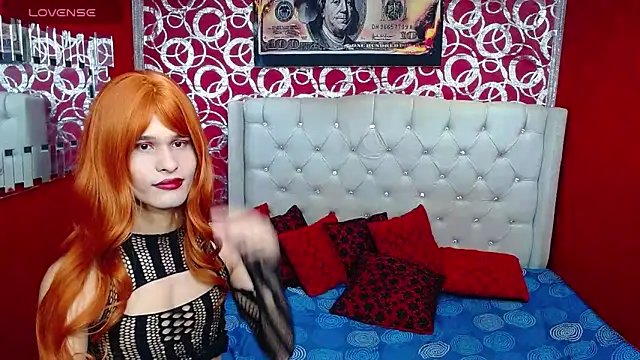 Snapshot of shannentrans chatting on 01/25/25, 01:19 shannentrans online show from 01/25/25, 01:19