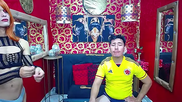 Snapshot of shannentrans chatting on 02/07/25, 01:11 shannentrans online show from 02/07/25, 01:11