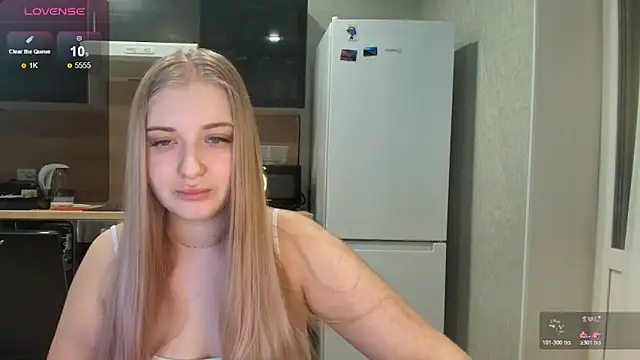 Adr1ana  online show from 02/05/26, 04:50