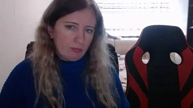 Snapshot of PeterAndJen chatting on 03/13/25, 04:12 PeterAndJen online show from 03/13/25, 04:12