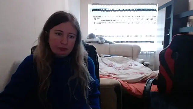 Snapshot of PeterAndJen chatting on 03/19/25, 09:17 PeterAndJen online show from 03/19/25, 09:17