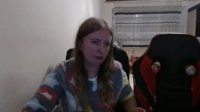 PeterAndJen online show from 12/18/25, 06:25