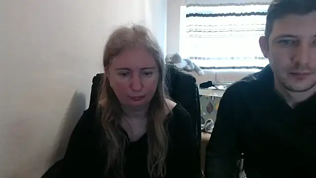 PeterAndJen online show from 04/05/26, 05:59