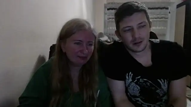 PeterAndJen online show from 04/15/26, 07:58