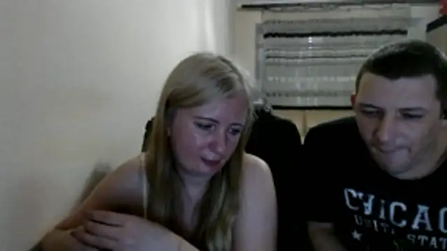 Snapshot of PeterAndJen chatting on 05/26/26, 07:32 PeterAndJen online show from 05/26/26, 07:32