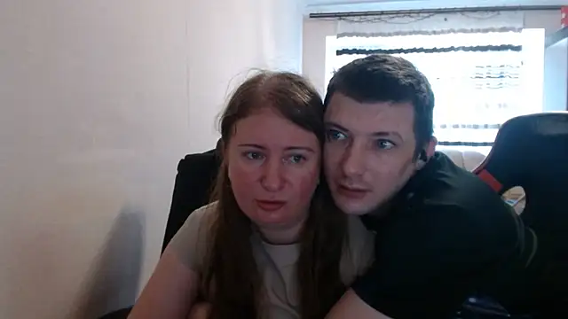 PeterAndJen online show from 07/24/26, 05:49