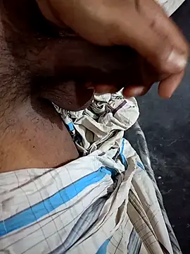 Lover choice online show from 10/11/25, 04:16