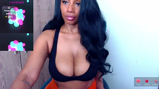 Pinkceeleste online show from 11/02/25, 08:11