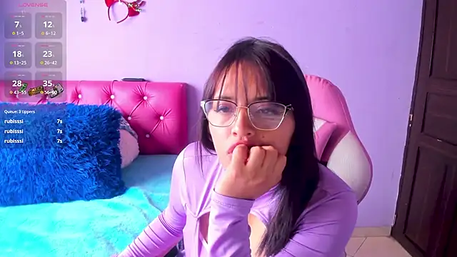 Snapshot of crissn0707 chatting on 03/06/25, 03:13 crissn0707 online show from 03/06/25, 03:13