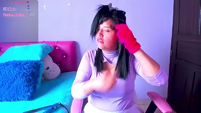 crissn0707 online show from 04/23/26, 12:29